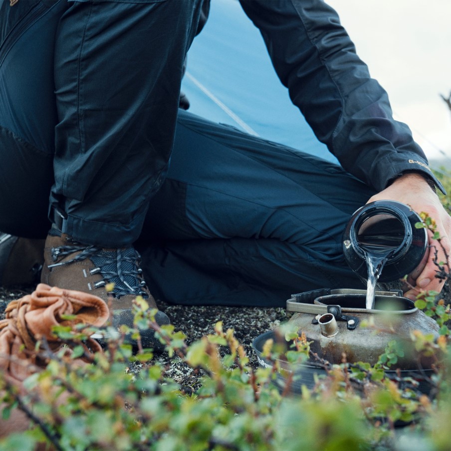 Light Olive Abisko Lite Trekking Trousers M Reg Fjällräven